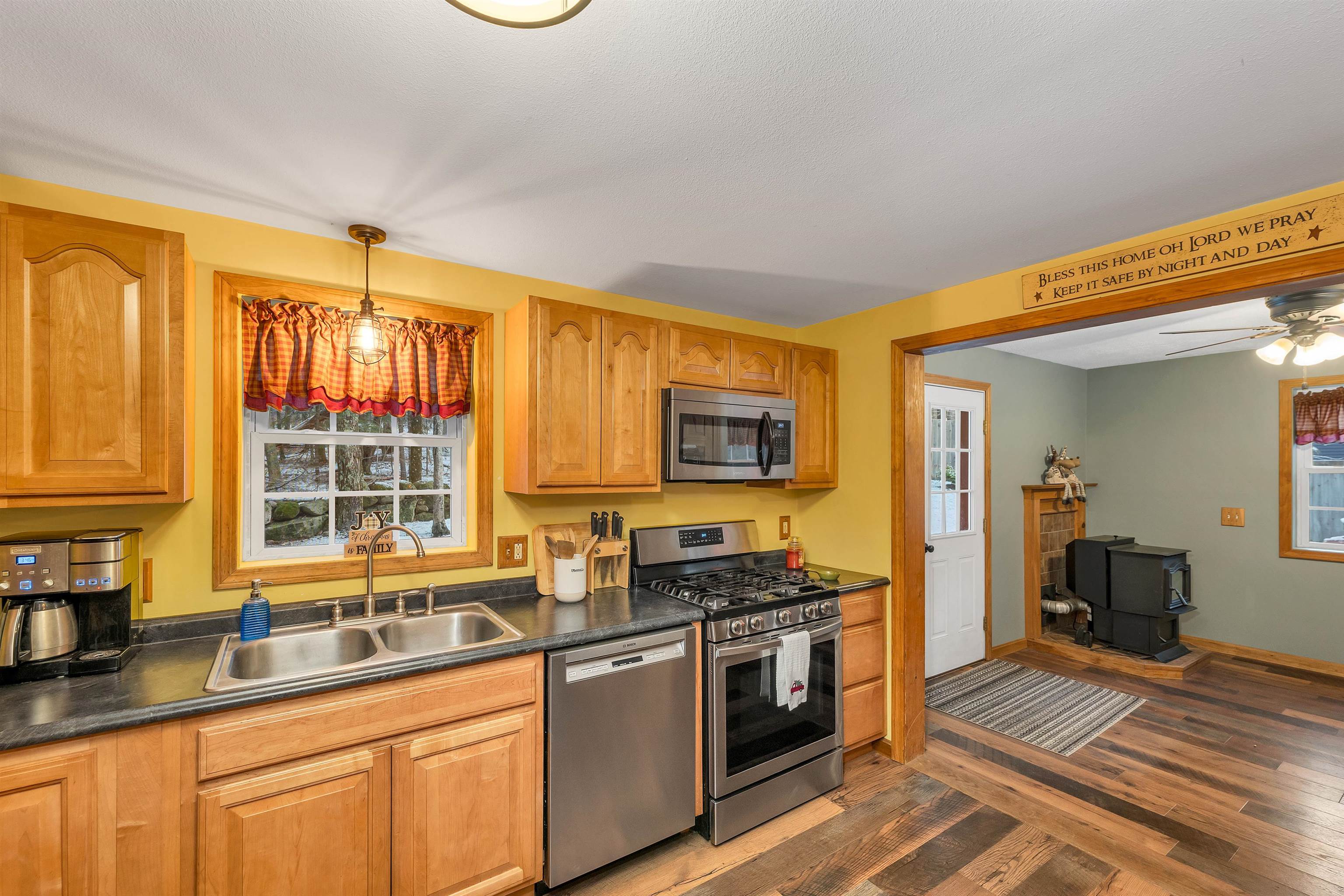 13 Ronald Road Wolfeboro, NH 03894 - Photo 8 of 29 Gallery Image 8