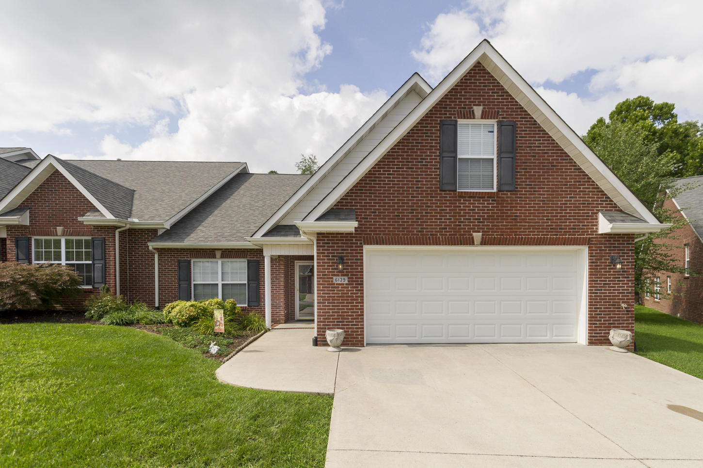 6139 Kristins Gate Way Powell, TN 37849 - Photo 2 of 30 2-Car Garage