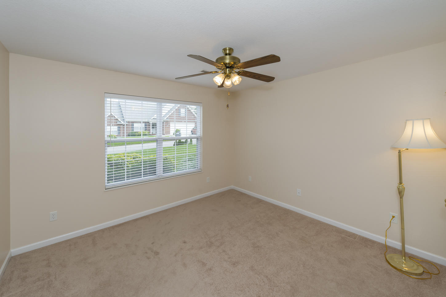6139 Kristins Gate Way Powell, TN 37849 - Photo 20 of 30 2nd Bedroom Full of Natural Light