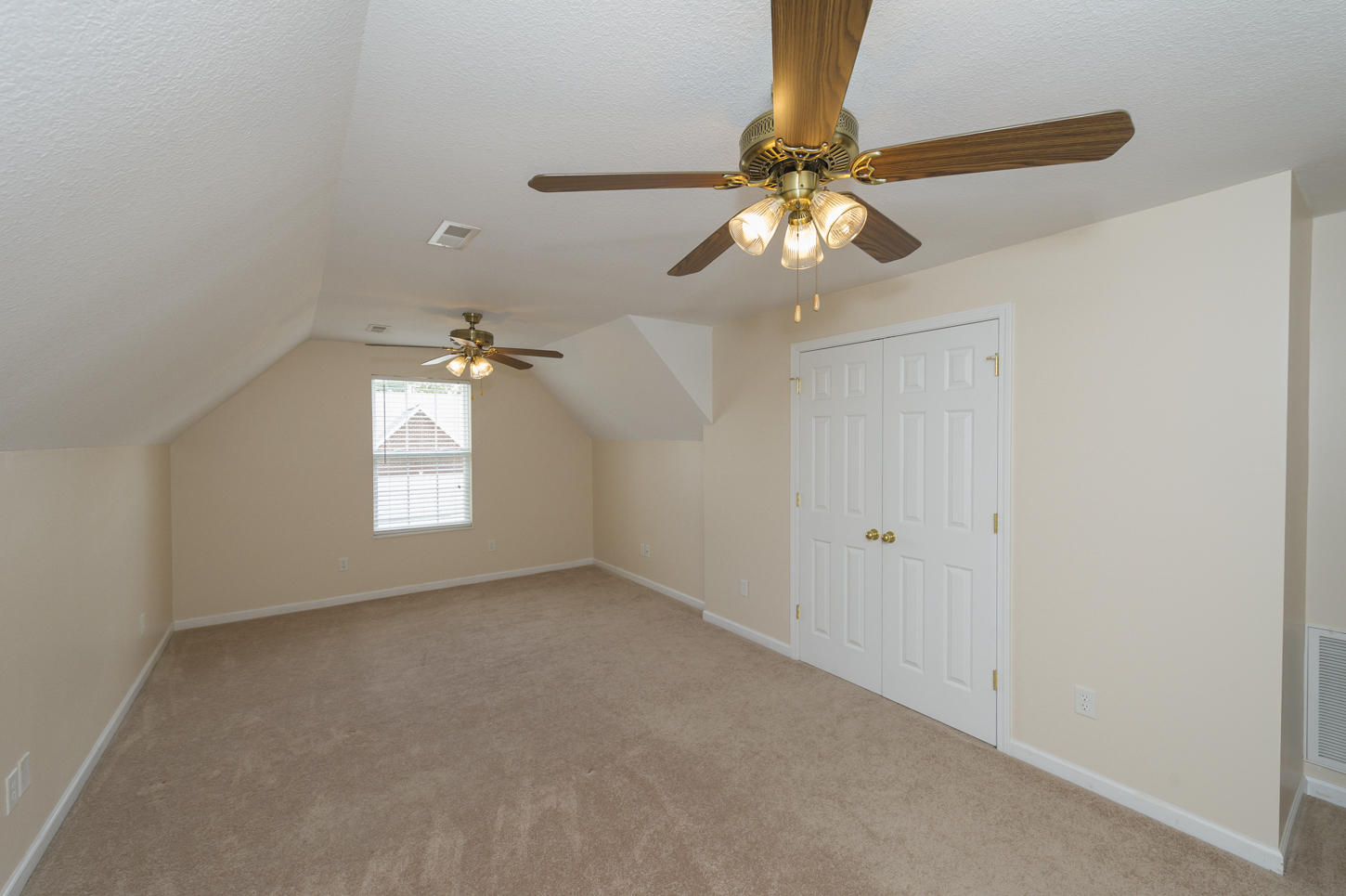 6139 Kristins Gate Way Powell, TN 37849 - Photo 23 of 30 3rd Bedroom or Bonus
