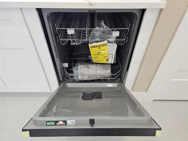 $2,199 | 13404 Cedar City Avenue, Port Charlotte, FL 33981