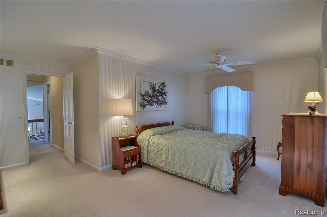 1472 Saddle Lane, Unit 167 Rochester, MI 48306 - Photo 22 of 34 Master_Bedroom_2nd_View.jpg