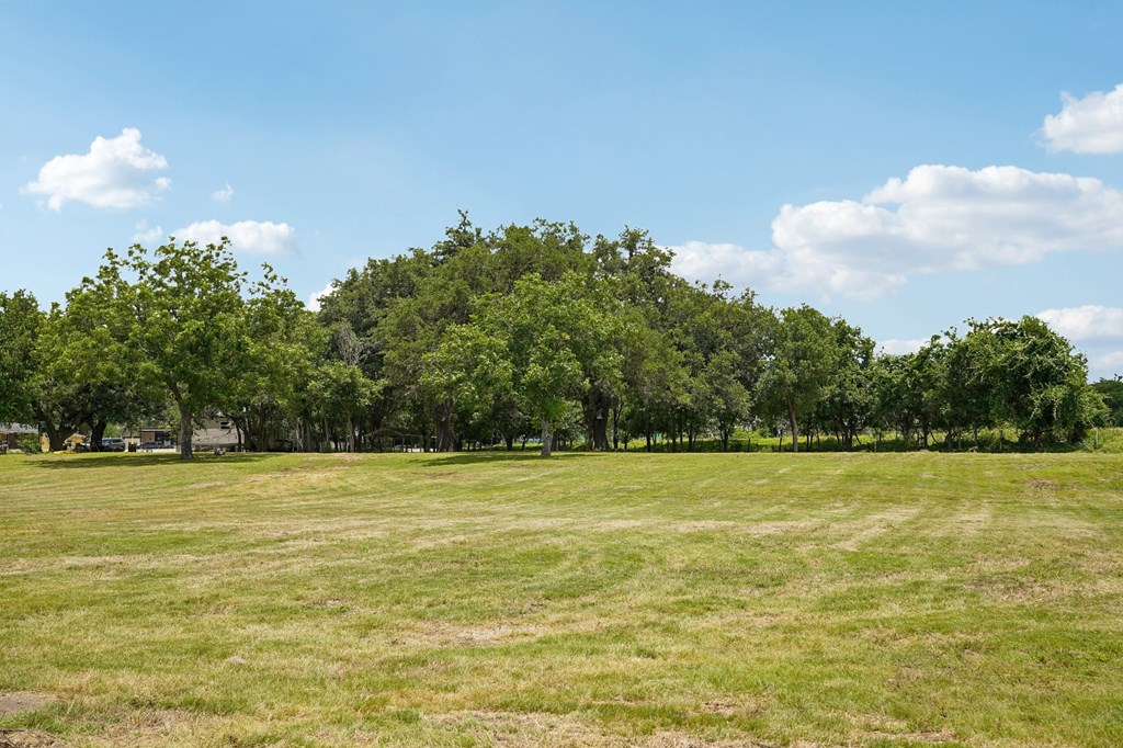 129 Old Ingram Loop Ingram, TX 78025 - Photo 7 of 26