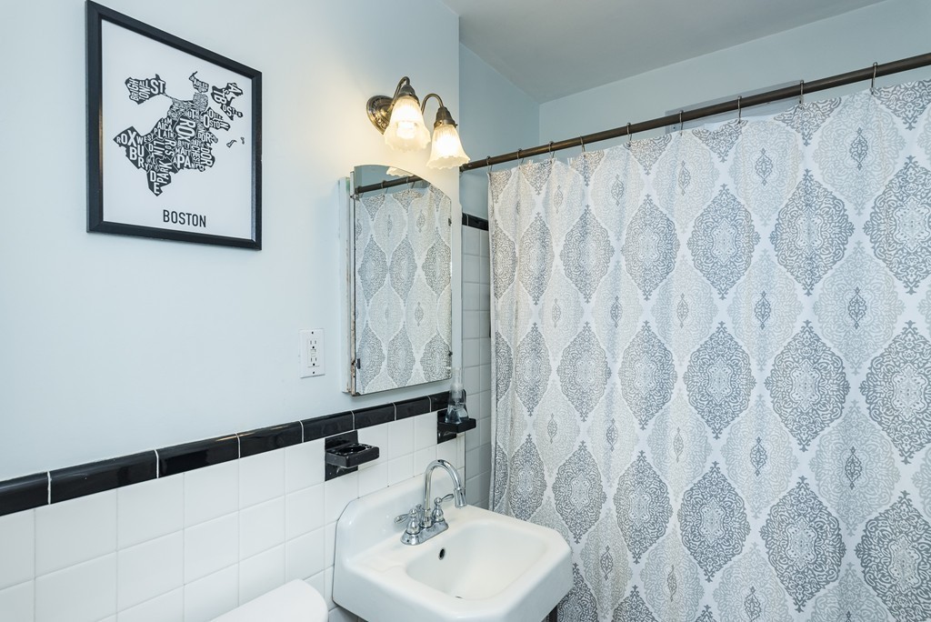 42 Dean Road, Unit 6 Brookline, MA 02445 - Photo 13 of 20