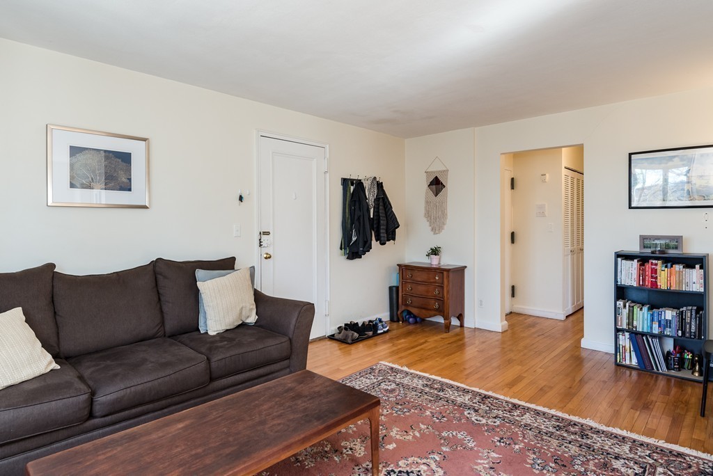 42 Dean Road, Unit 6 Brookline, MA 02445 - Photo 6 of 20