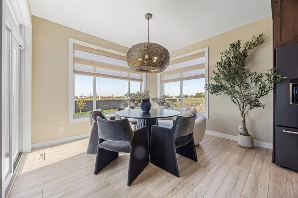 $1,099,900 | 6833 Sunrise Point, Horace, ND 58047