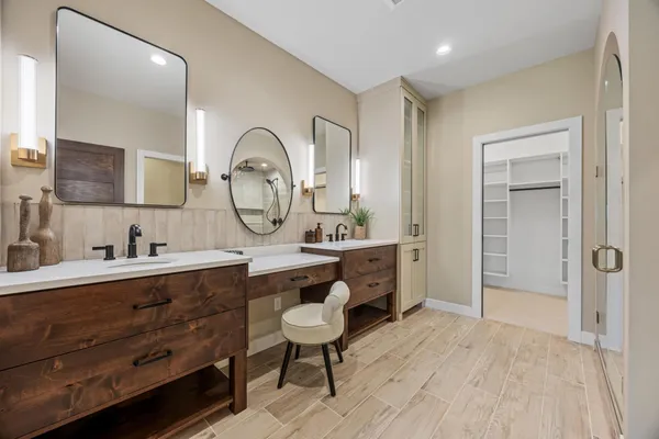 $1,099,900 | 6833 Sunrise Point, Horace, ND 58047