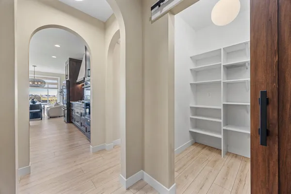 $1,099,900 | 6833 Sunrise Point, Horace, ND 58047