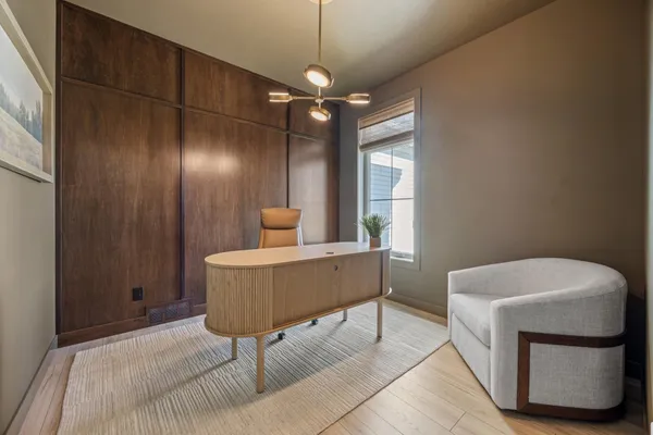 $1,099,900 | 6833 Sunrise Point, Horace, ND 58047