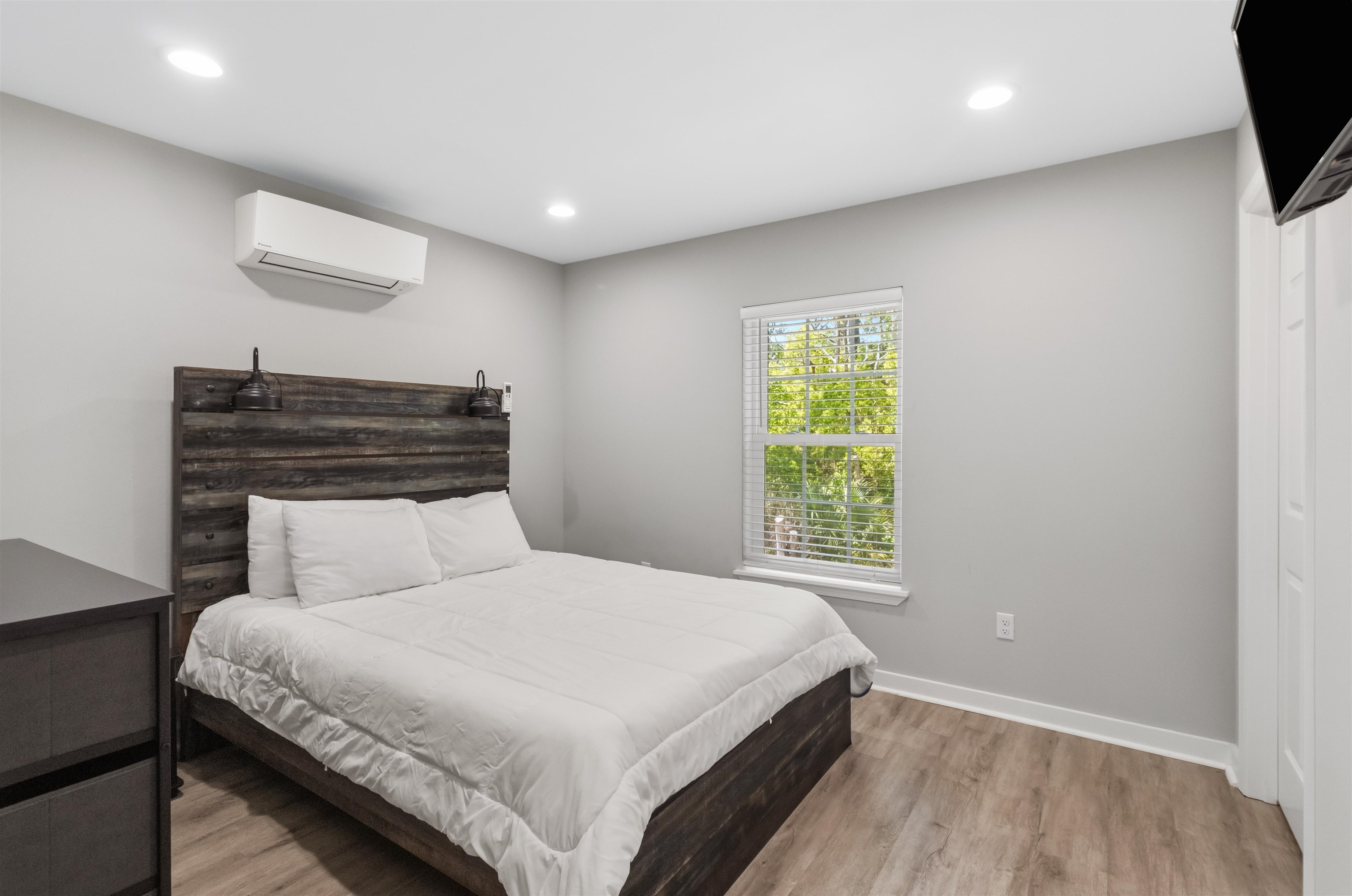 9 Shuler Street Eastpoint, FL 32328 - Photo 14 of 41