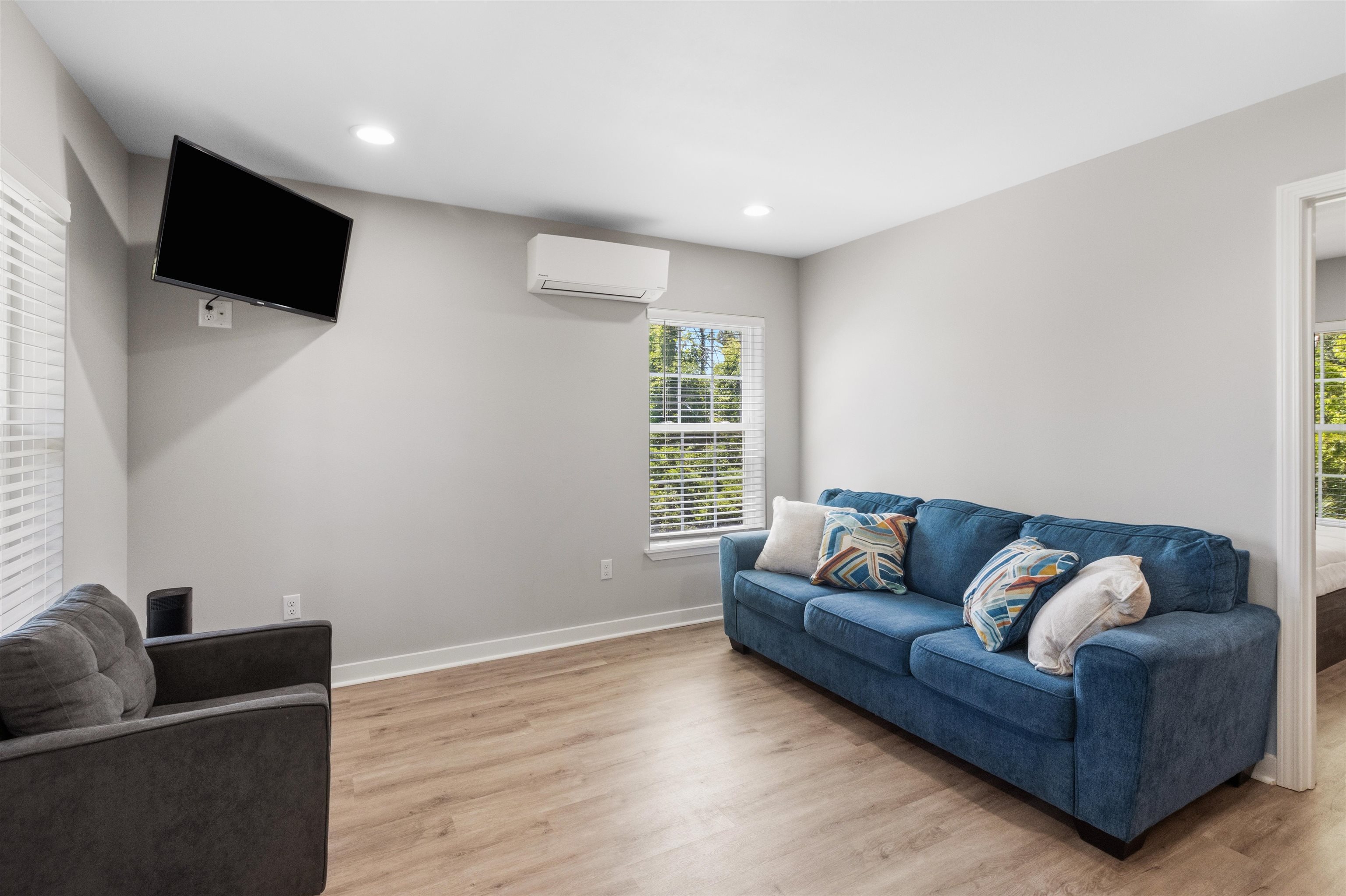 9 Shuler Street Eastpoint, FL 32328 - Photo 5 of 41