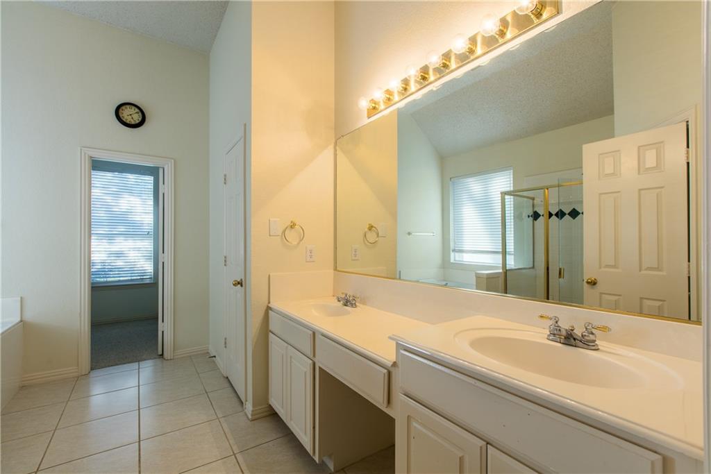 8216 Spring Valley Lane Plano, TX 75025 - Photo 17 of 27