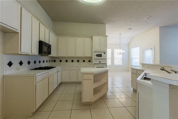 $2,800 | 8216 Spring Valley Lane, Plano, TX 75025