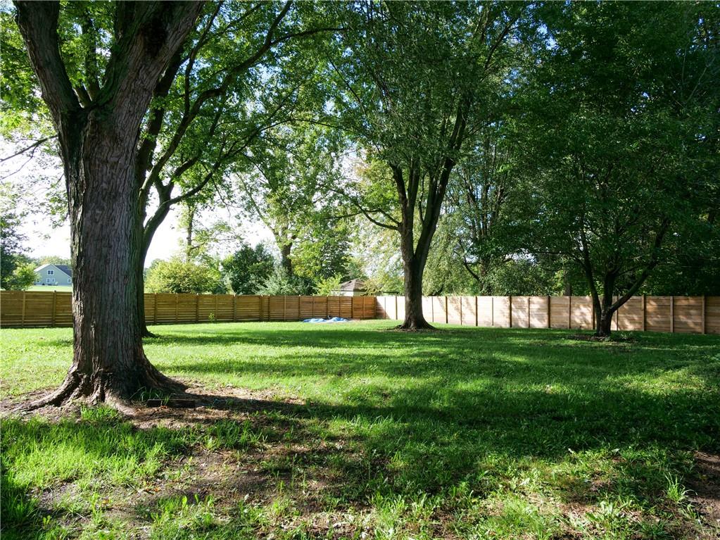 9651 Vandergriff Road Indianapolis, IN 46239 - Photo 8 of 43