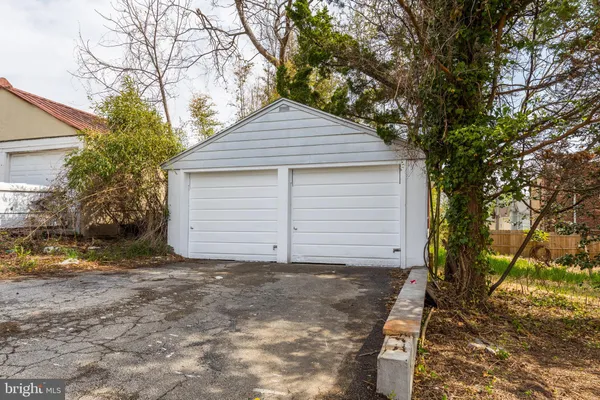 $439,900 | 3227 Berkley Avenue, Drexel Hill, PA 19026