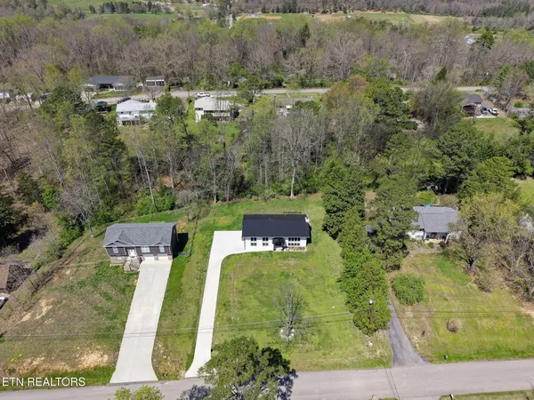 $489,900 | 1040 Chris Dale Drive, Seymour, TN 37865