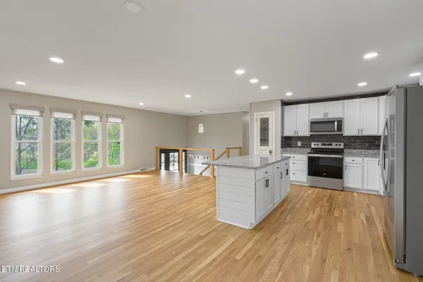 $489,900 | 1040 Chris Dale Drive, Seymour, TN 37865
