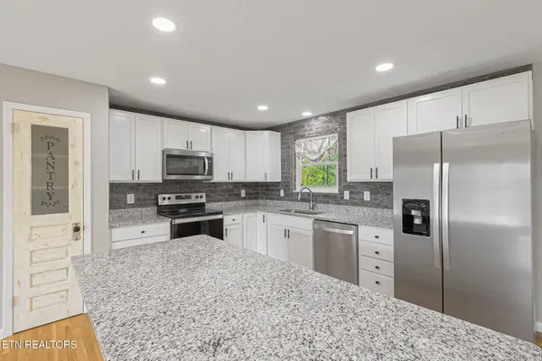 $489,900 | 1040 Chris Dale Drive, Seymour, TN 37865