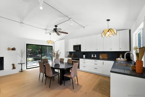 $3,650,000 | 308 Glenmont Drive, Solana Beach, CA 92075
