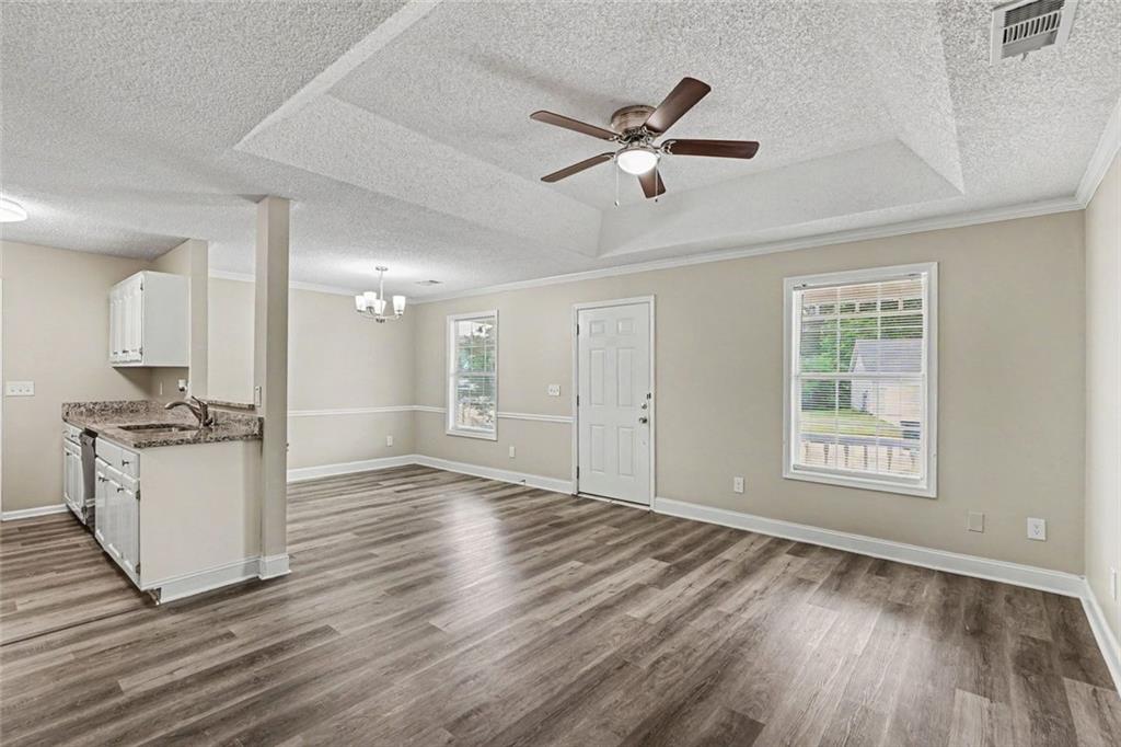 1382 North Hampton Drive Hampton, GA 30228 - Photo 2 of 16