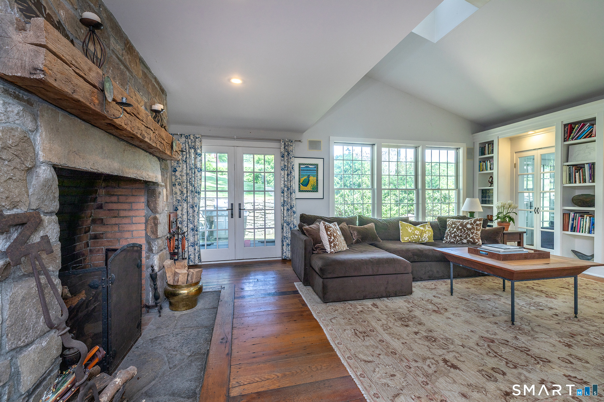 268 South Street Roxbury, CT 06783 - Photo 17 of 39 Family Room