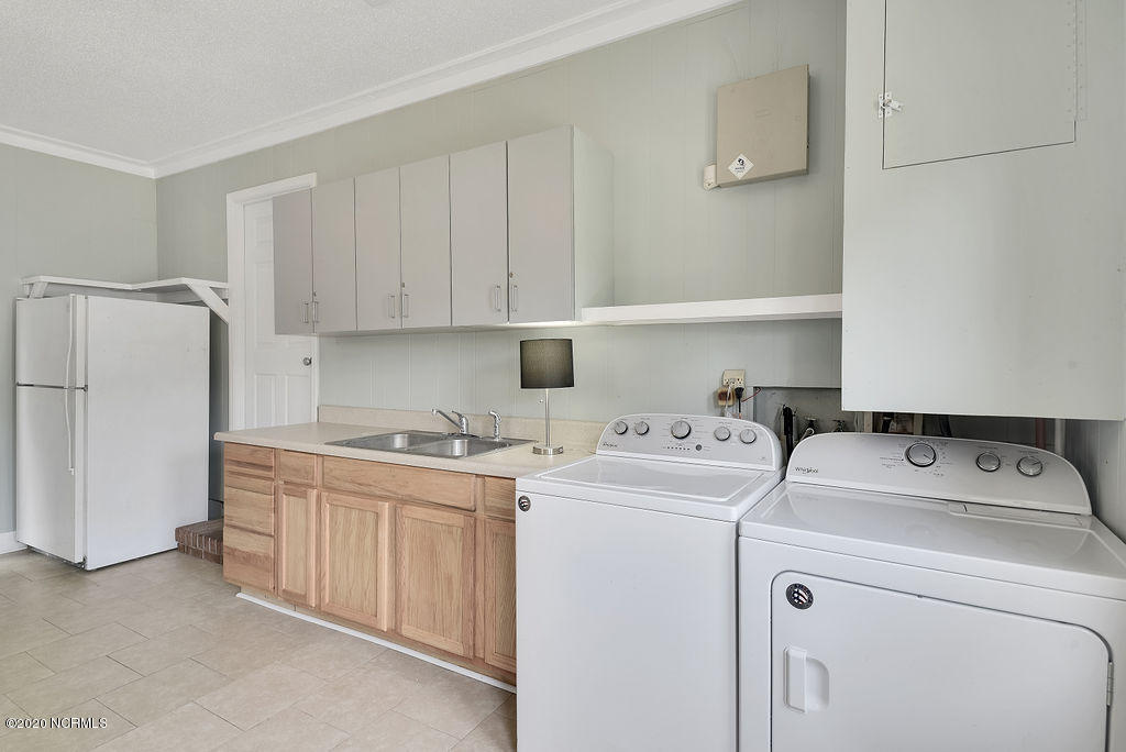1401 Middle Sound Loop Road Wilmington, NC 28411 - Photo 29 of 42 1401MiddleSoundLoopRoad-30