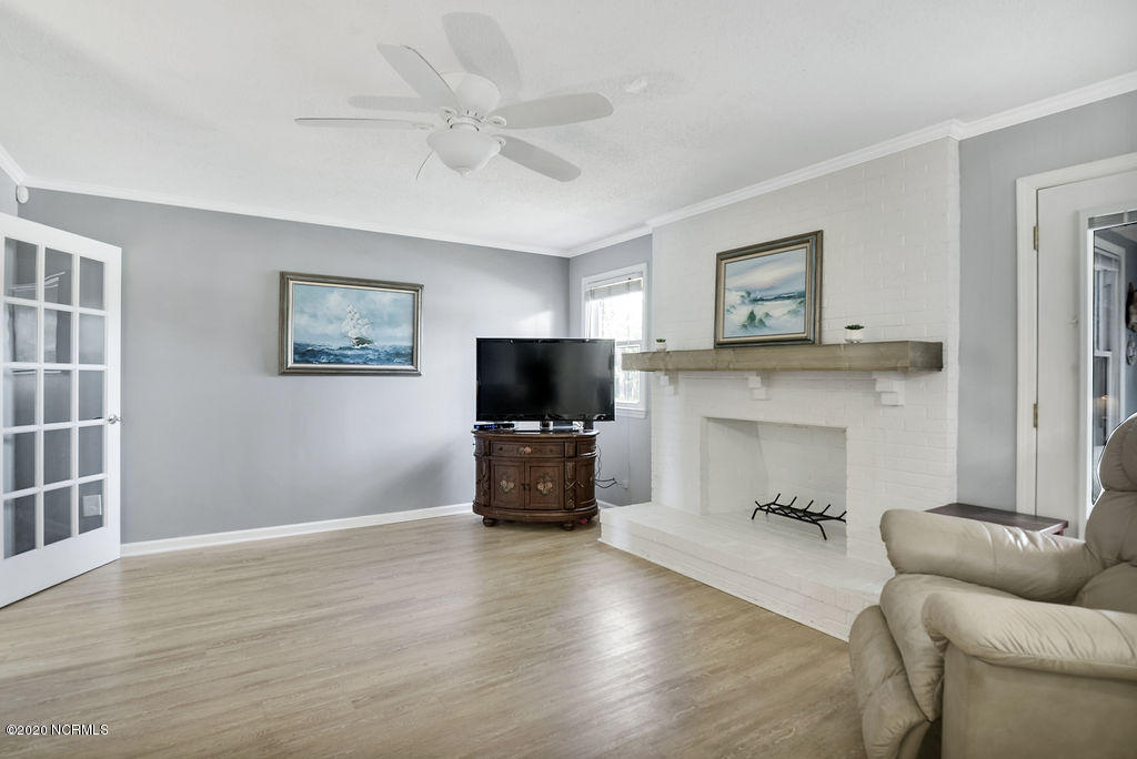 1401 Middle Sound Loop Road Wilmington, NC 28411 - Photo 10 of 42 1401MiddleSoundLoopRoad-12