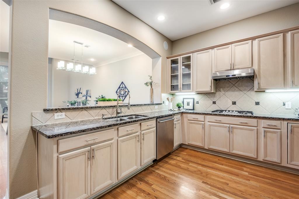 2205 Canton Street, Unit 107 Dallas, TX 75201 - Photo 5 of 12