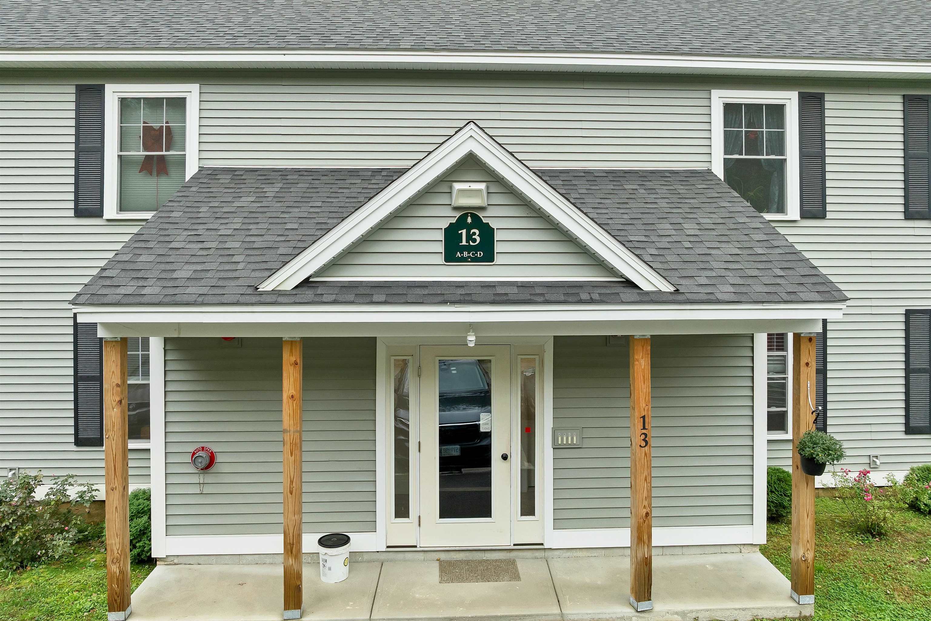 13 Miami Way, Unit A Rochester, NH 03867 - Photo 2 of 57 Gallery Image 2