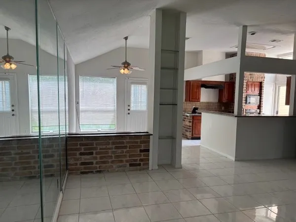 $1,999 | 3303 Westwick Drive, Houston, TX 77082