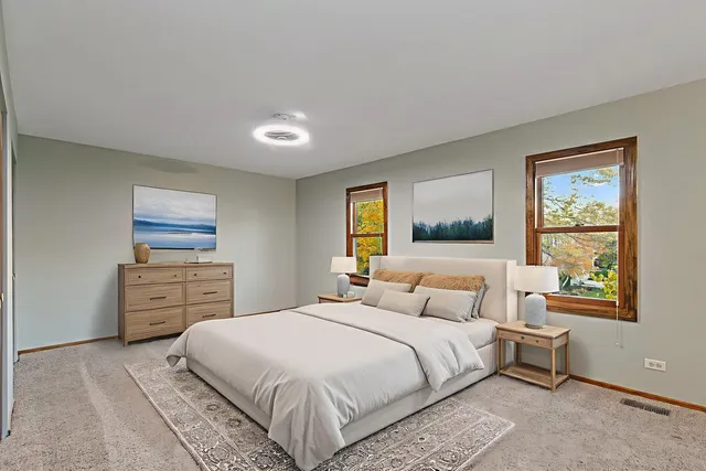 $425,000 | 745 Edenwood Drive, Roselle, IL 60172