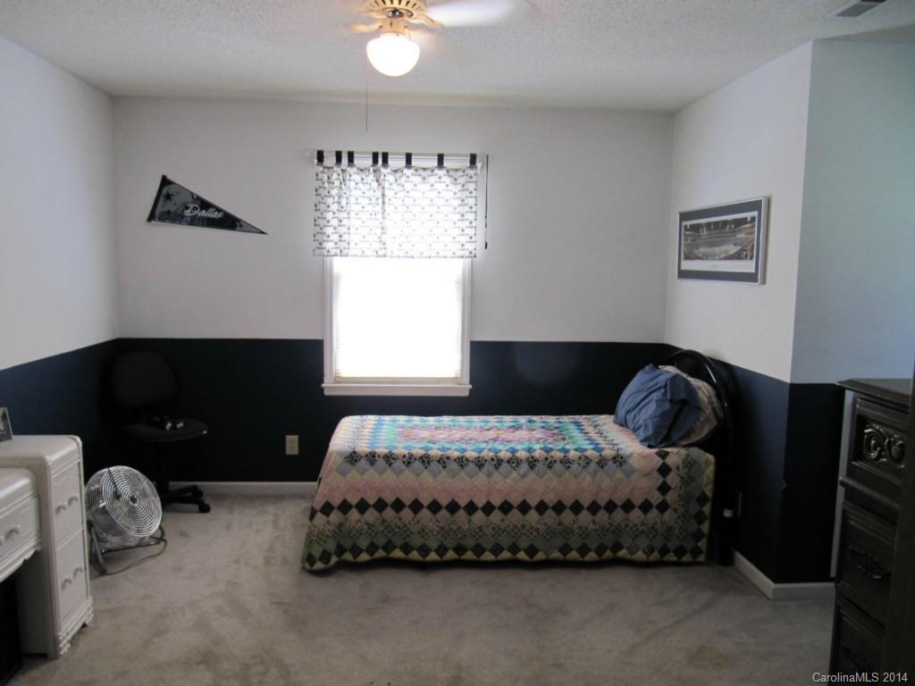 1712 Mayberry Road Dallas, NC 28034 - Photo 14 of 24 Gallery Image 14