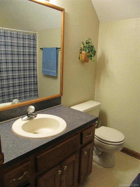 1712 Mayberry Road Dallas, NC 28034 - Photo 17 of 24 Gallery Image 17