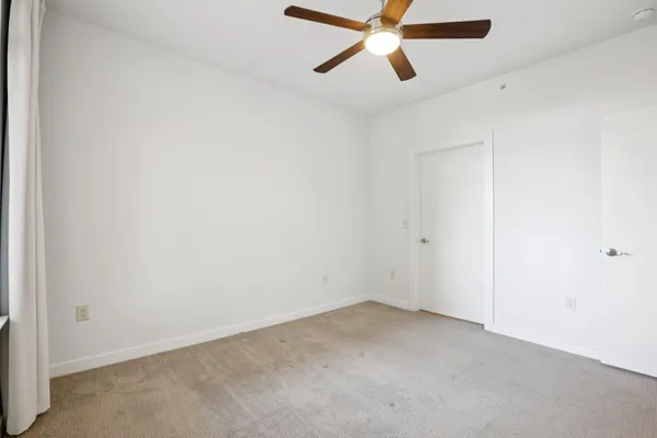 $3,200 | 1900 Barton Springs Road, Unit 5031, Austin, TX 78704