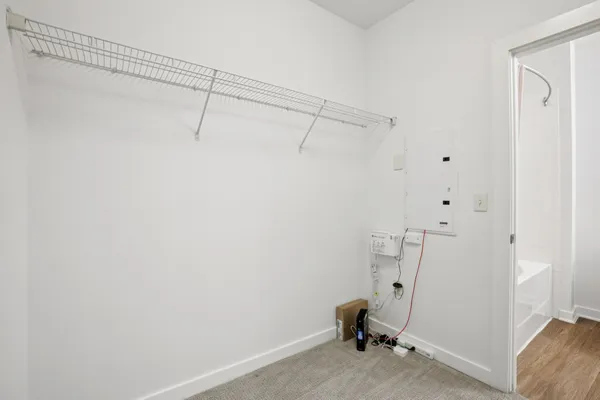 $3,200 | 1900 Barton Springs Road, Unit 5031, Austin, TX 78704