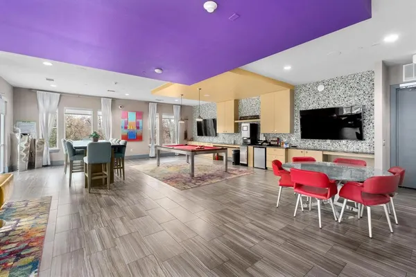 $3,200 | 1900 Barton Springs Road, Unit 5031, Austin, TX 78704