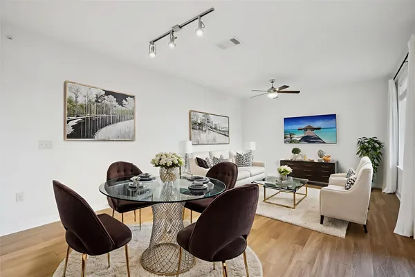 $3,200 | 1900 Barton Springs Road, Unit 5031, Austin, TX 78704