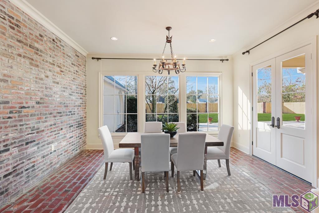 9034 Rue Felicity Court Baton Rouge, LA 70809 - Photo 18 of 46 Breakfast room