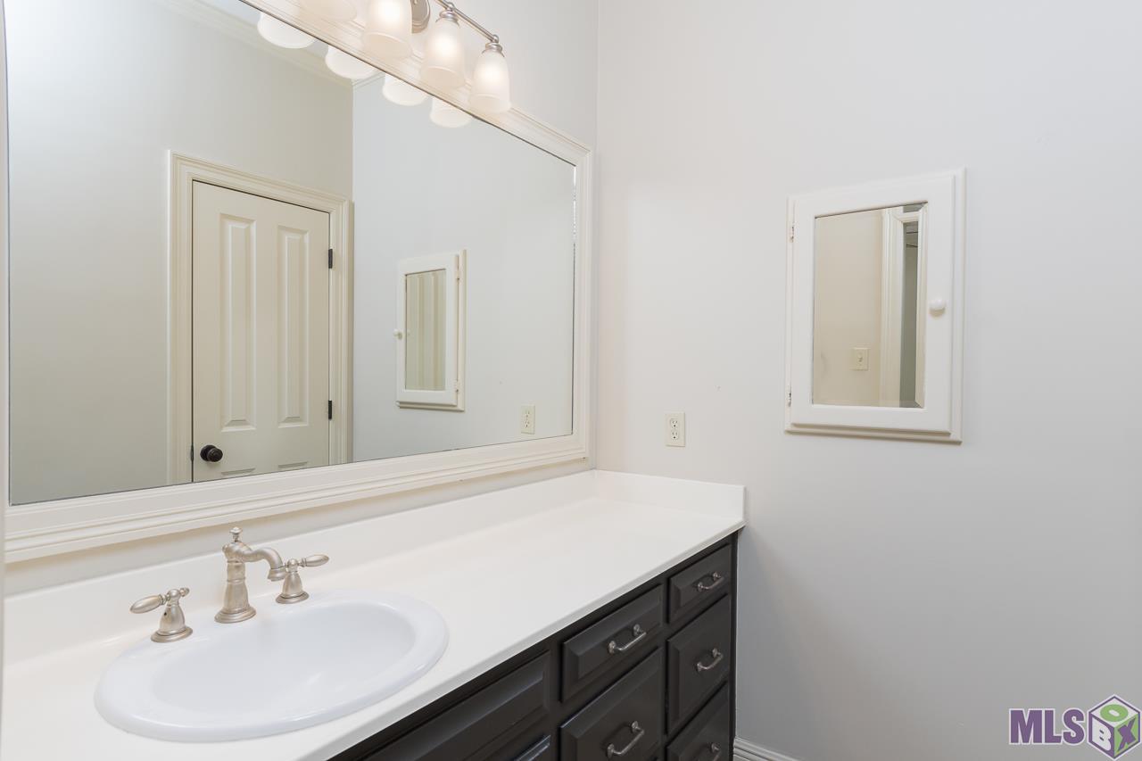 9034 Rue Felicity Court Baton Rouge, LA 70809 - Photo 38 of 46