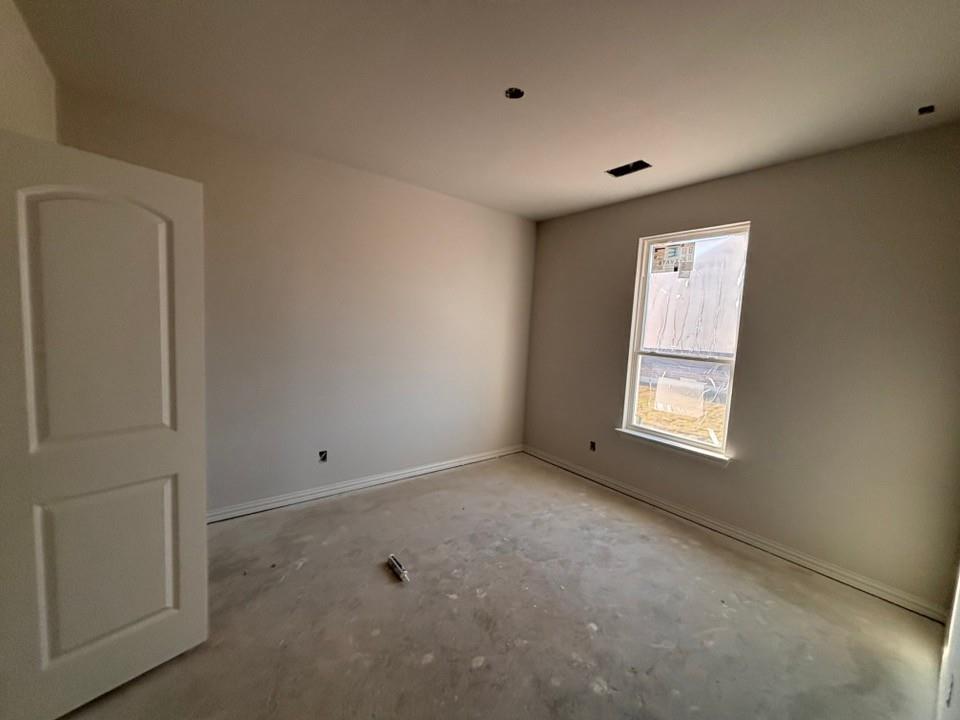 141 Moss Gln Lane Rhome, TX 76078 - Photo 7 of 12