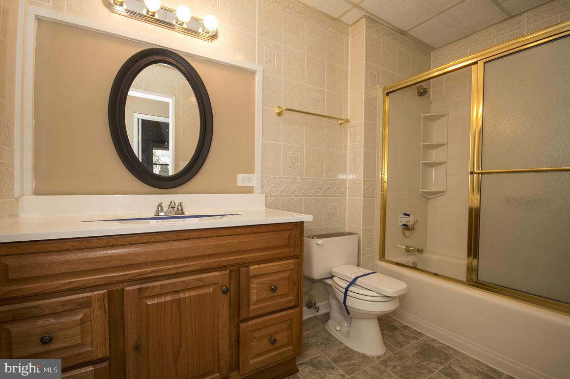8208 Arrowhead Road Pikesville, MD 21208 - Photo 17 of 24 Bath