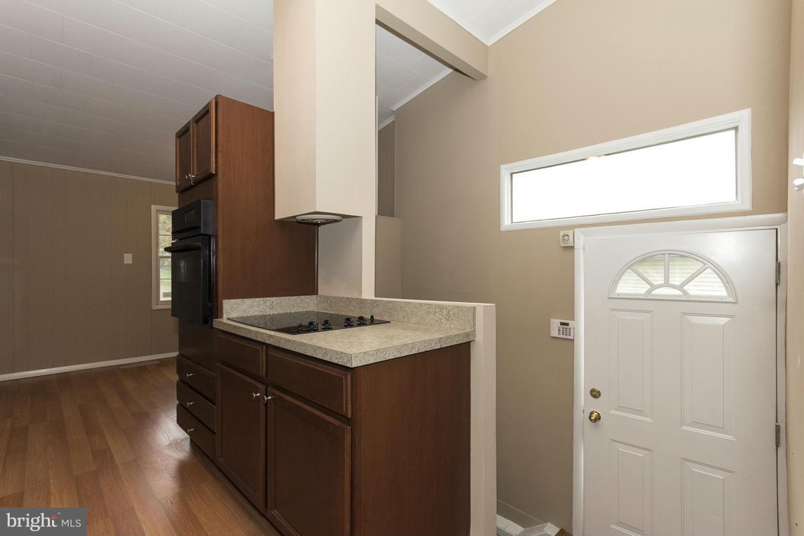 8208 Arrowhead Road Pikesville, MD 21208 - Photo 4 of 24 Kitchen