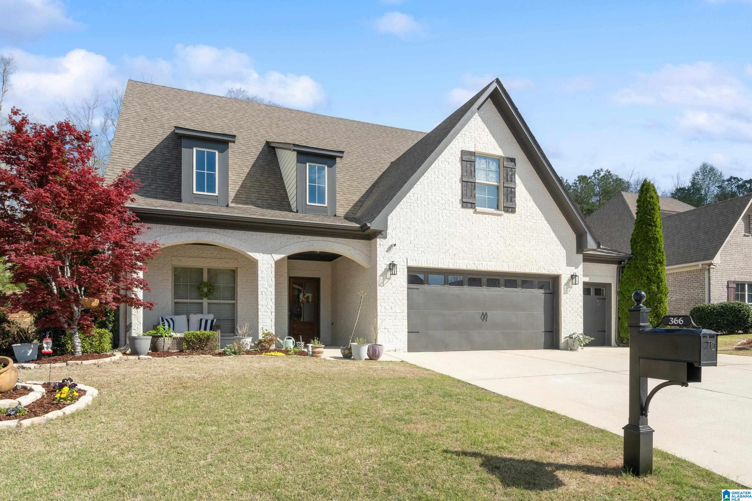 366 Strathaven Drive Pelham, AL 35124 - Photo 4 of 56