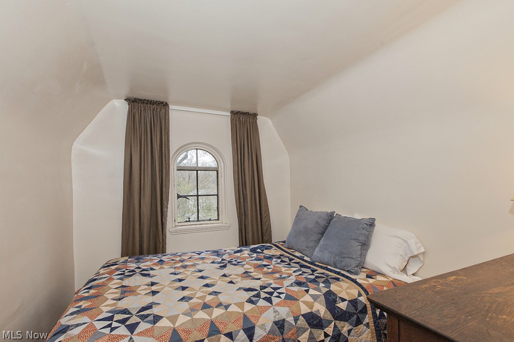 2650 Coventry Road Cleveland, OH 44120 - Photo 20 of 25 A third floor bedroom with charming window.