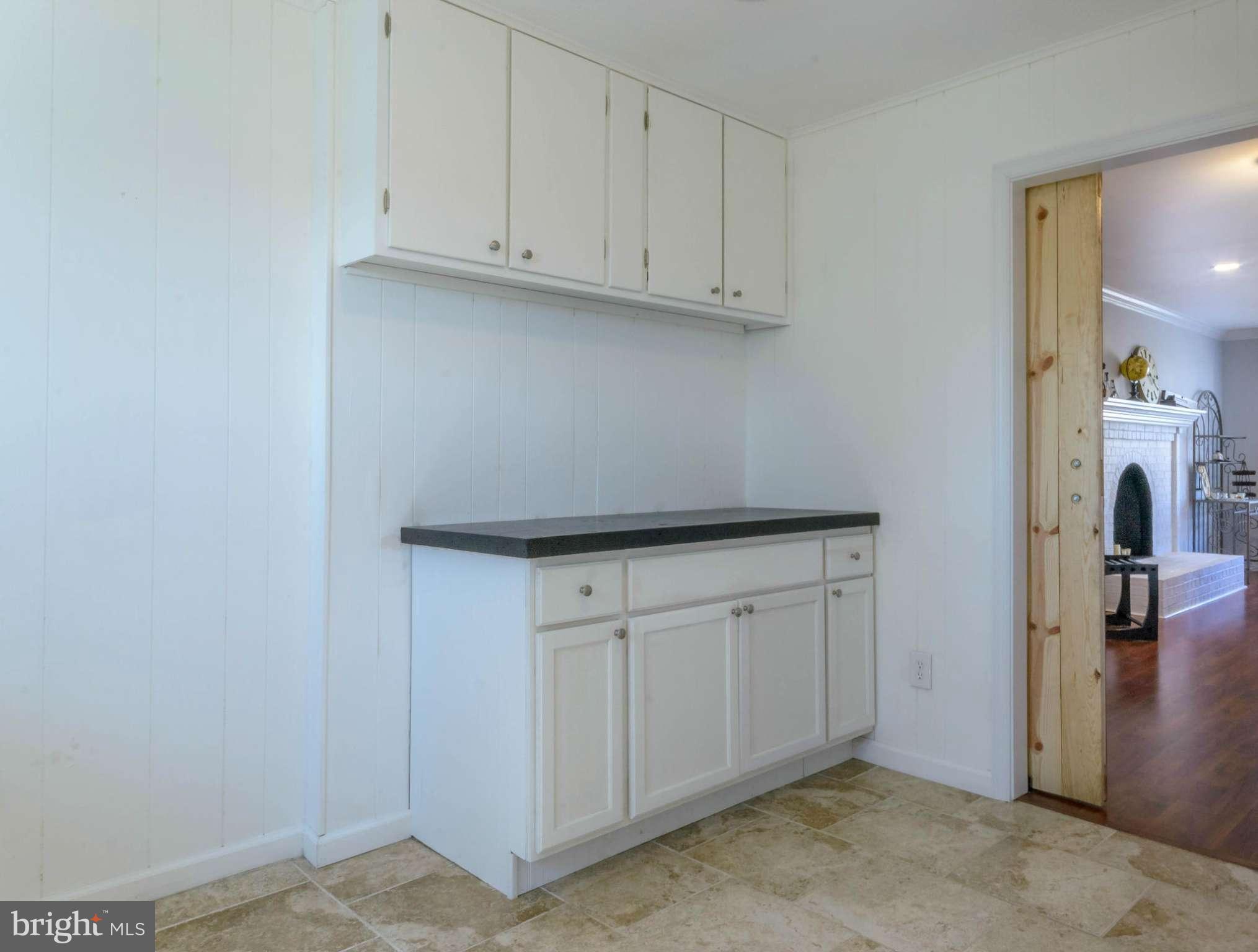 5931 Atteentee Road Springfield, VA 22150 - Photo 25 of 30 Interior (General)