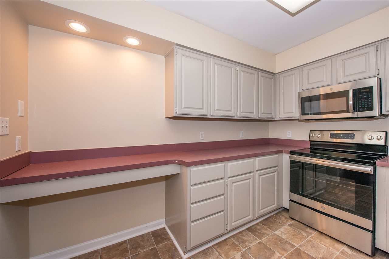508 Caprice Court Raleigh, NC 27606 - Photo 6 of 16 Photo 6