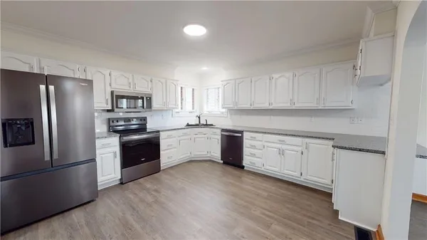 $210,000 | 715 East Highland Avenue, Nevada, MO 64772