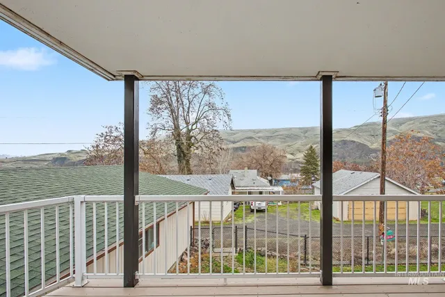 $499,000 | 1103 3rd Street, Asotin, WA 99402