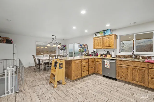 $499,000 | 1103 3rd Street, Asotin, WA 99402