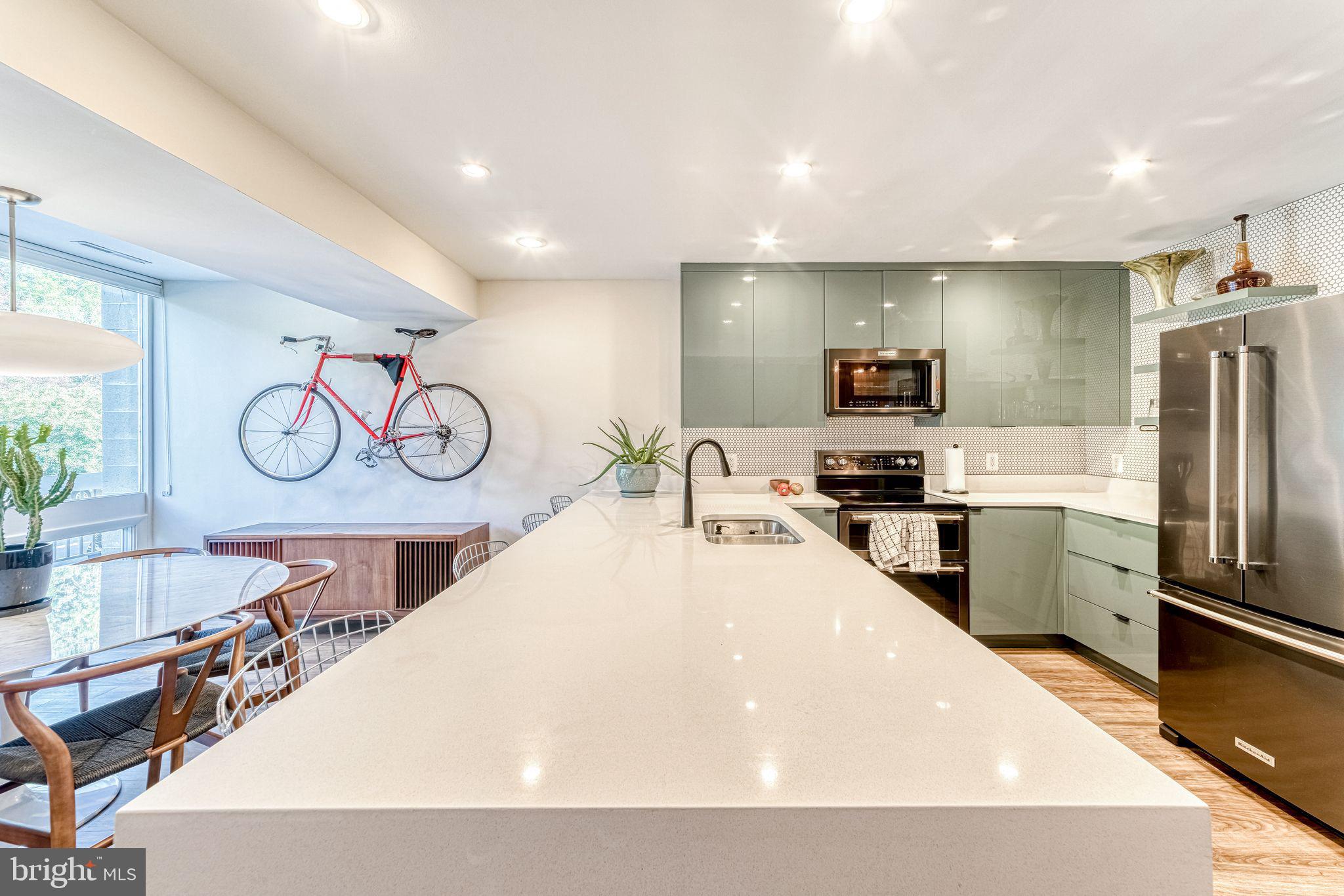 11581 Maple Ridge Road Reston, VA 20190 - Photo 14 of 79